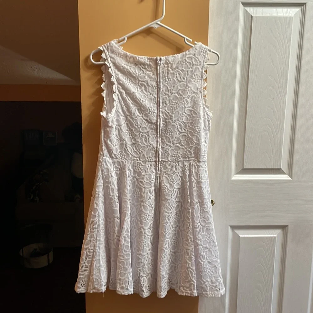 Dress - Picture 2 of 2